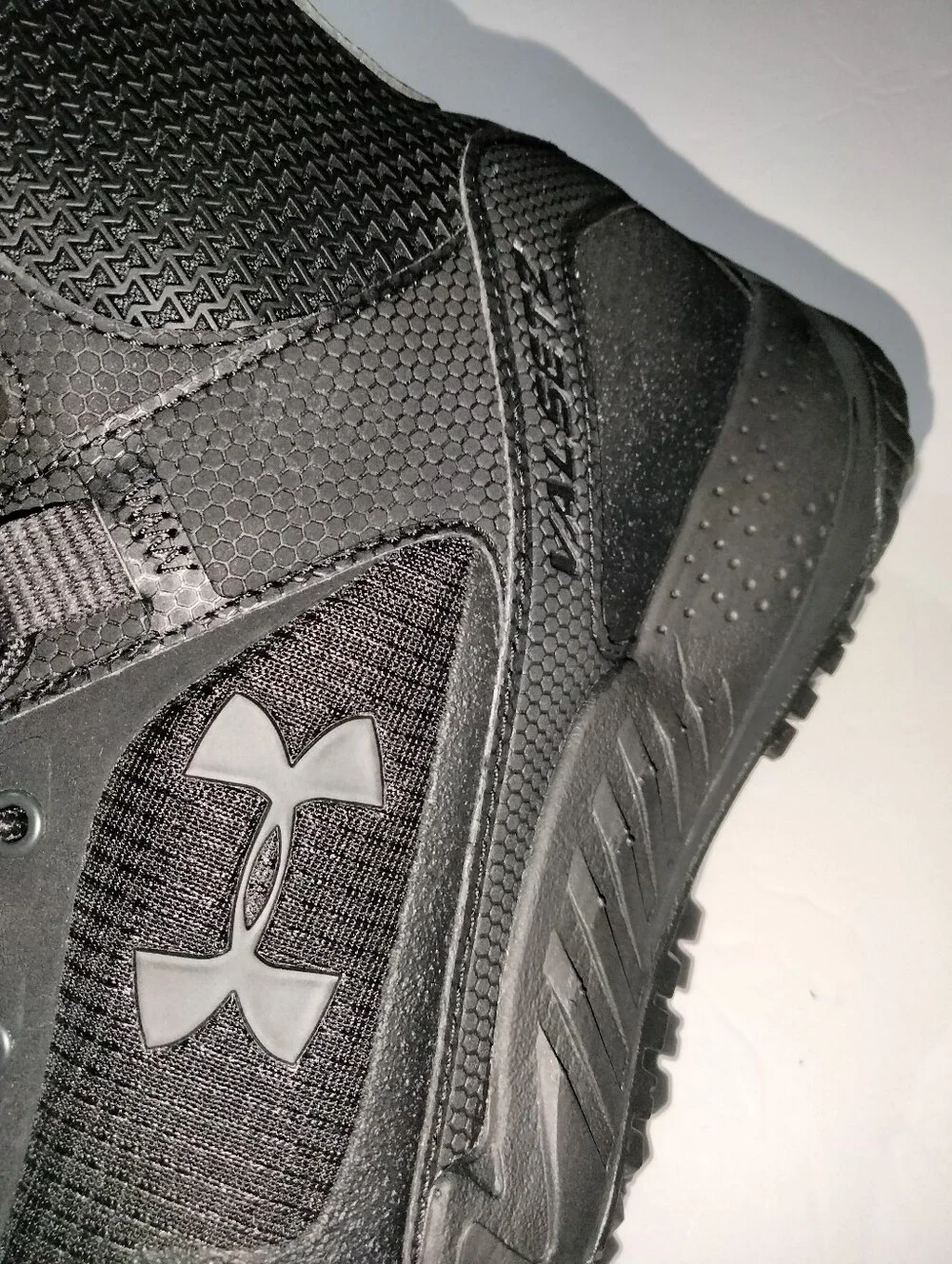 Under Armour (Sz 8.5) Men's Black Sustainable Valsetz Tactical Boots (Like NEW)